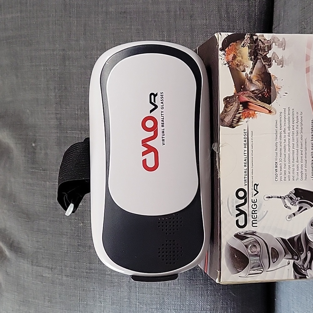Virtual Reality Headset - Picture 5 of 6